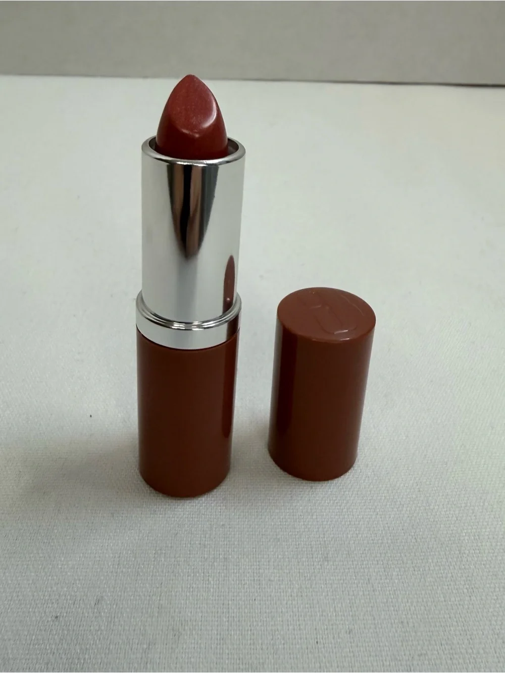 Clinique Pop Lipstick Bare Pop 02 NWOB